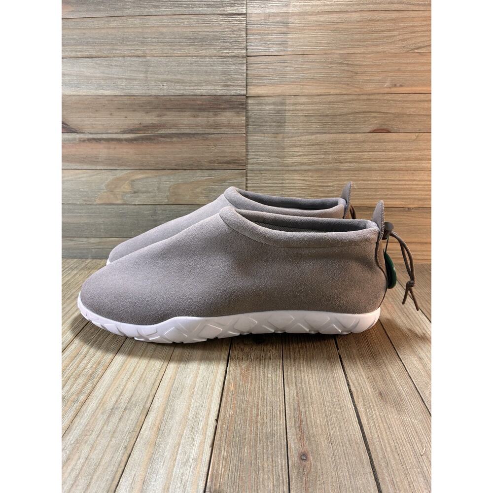 Nike Air Moc Ultra Light Taupe Mens Size 12 Slip Shoes NWOT